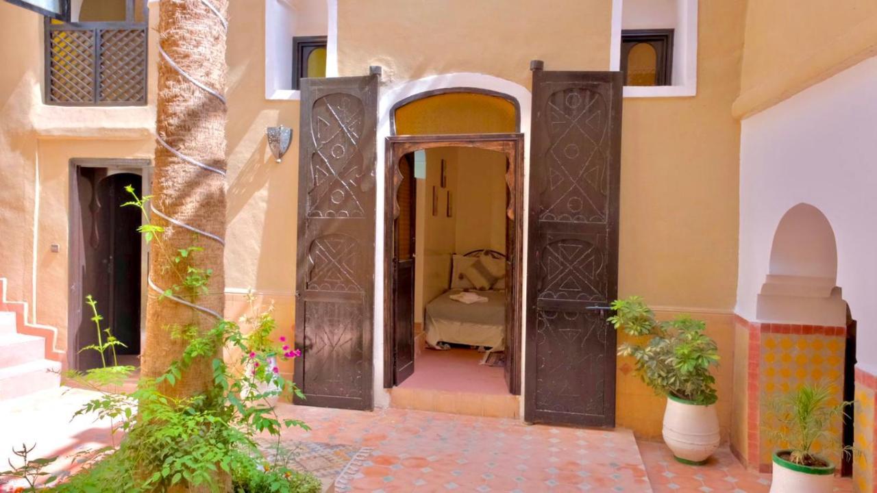 Riad Benyara タルーダント エクステリア 写真